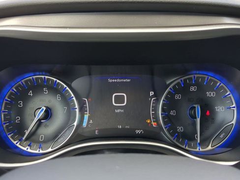 New 2025 Chrysler Voyager LX image 24