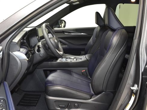 Certified 2026 INFINITI QX60 Sport w/ Dark Cargo Package AWD/4WD image 8