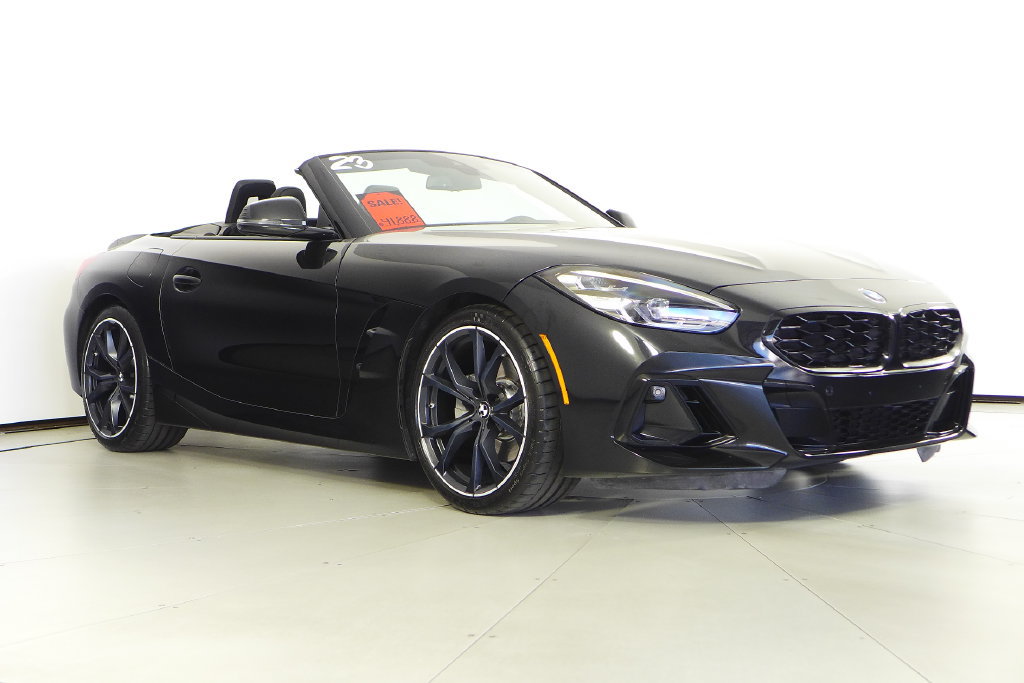 Used 2023 BMW Z4 sDrive30i w/ Driving Assistance Package RWD image 4