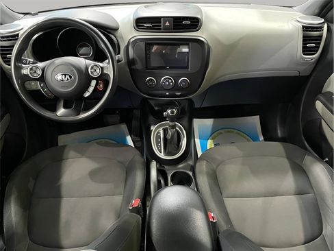 Used 2016 Kia Soul w/ Convenience Package FWD image 11