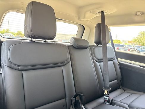 Used 2025 Ford Expedition Max Active RWD image 30