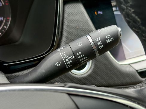 Used 2018 Cadillac XT5 Luxury w/ Driver Awareness Package image 27