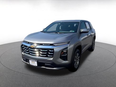Used 2025 Chevrolet Equinox LT FWD image 6