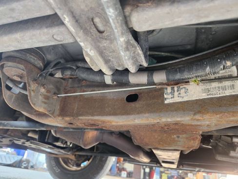 Used 2004 GMC Yukon XL SLT w/ Preferred Equipment Group image 7