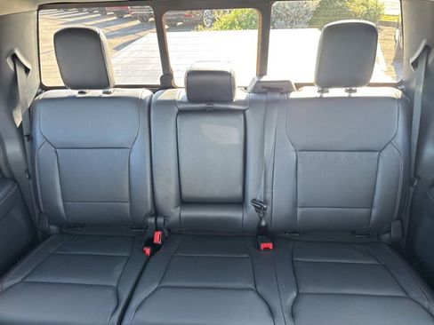 Used 2024 Ford F250 Lariat w/ Sport Appearance Package image 12