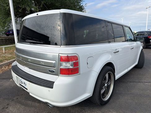 Used 2018 Ford Flex Limited image 3