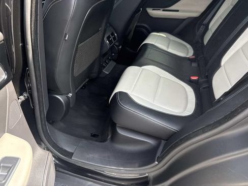 Used 2018 Jaguar F-PACE R-Sport AWD/4WD image 13