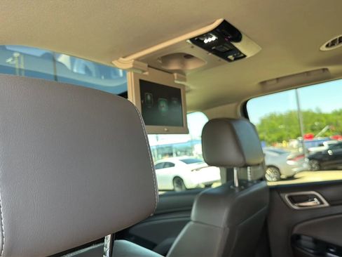 Used 2018 GMC Yukon Denali w/ Denali Ultimate Package AWD/4WD image 49