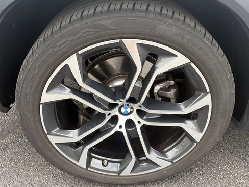 Certified 2022 BMW X5 xDrive40i AWD/4WD image 14