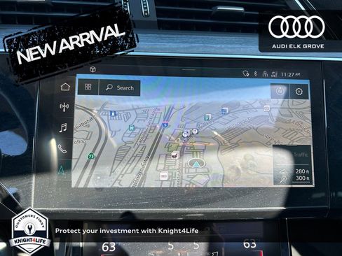 Used 2022 Audi e-tron Premium Plus w/ Premium Plus Package image 11