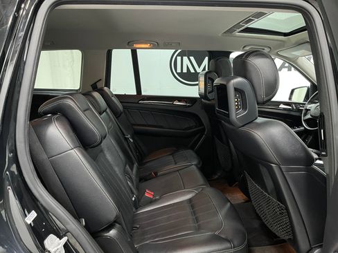 Used 2016 Mercedes-Benz GL 450 4MATIC w/ Premium I Package image 35