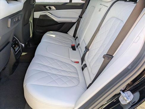 Used 2023 BMW X5 sDrive40i w/ Premium Package image 21