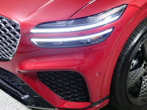 Used 2023 Genesis GV70 2.5T w/ Sport Prestige Package image 16