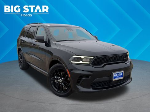 Used 2024 Dodge Durango GT image 1