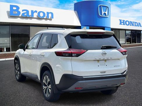 Used 2021 Nissan Rogue SV w/ Premium Package AWD/4WD image 4