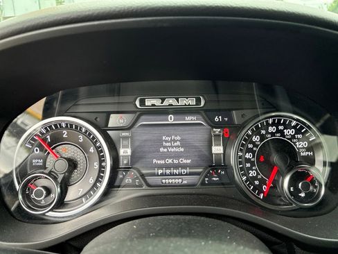 Used 2019 RAM 1500 Big Horn AWD/4WD image 14