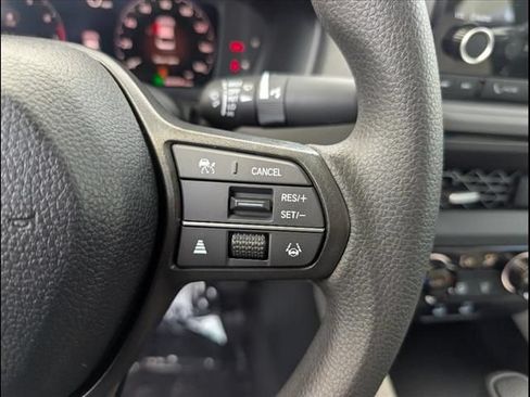Used 2025 Honda Accord SE image 9