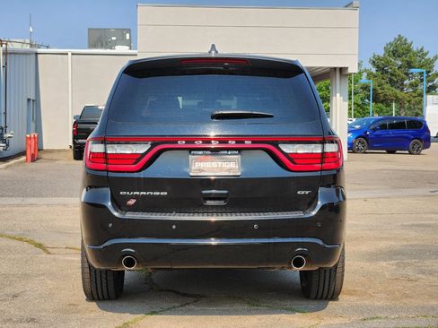 Used 2025 Dodge Durango GT AWD/4WD image 12