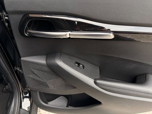 Used 2022 Kia Seltos EX image 21