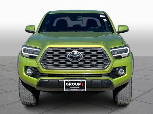 Used 2023 Toyota Tacoma TRD Off-Road image 3