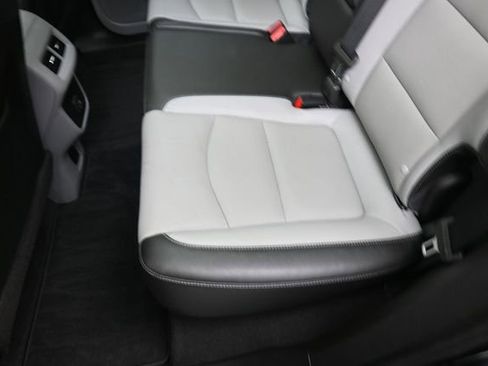 Used 2022 GMC Terrain SLT FWD image 21