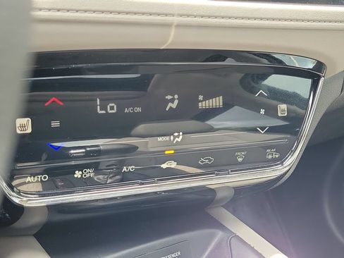 Used 2019 Honda HR-V EX image 16