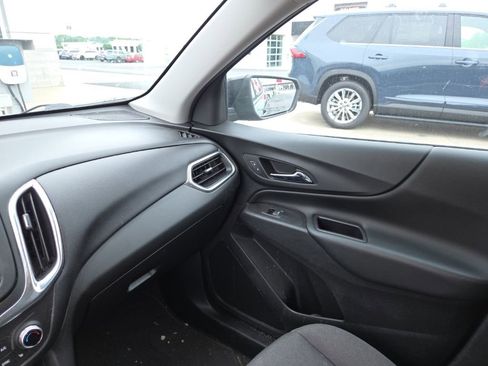Used 2019 Chevrolet Equinox LT FWD image 20