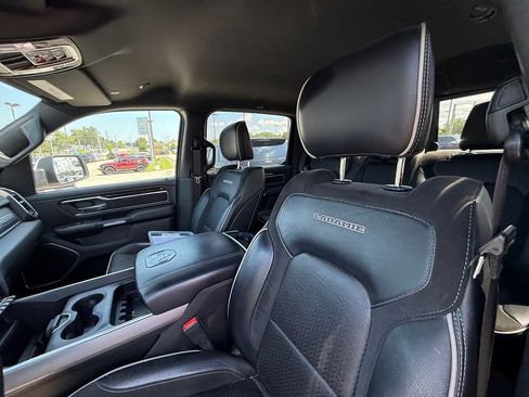 Used 2022 RAM 1500 Laramie w/ Sport Appearance Package AWD/4WD image 15