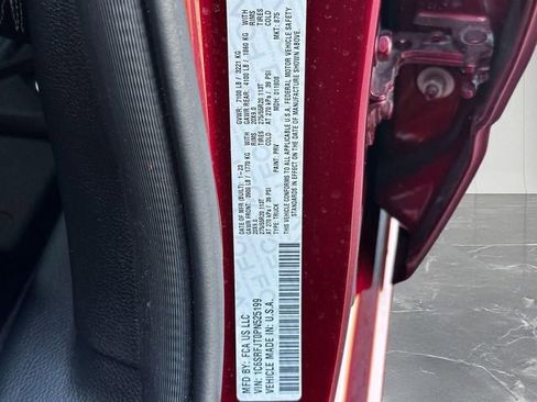 Used 2023 RAM 1500 Laramie AWD/4WD image 32