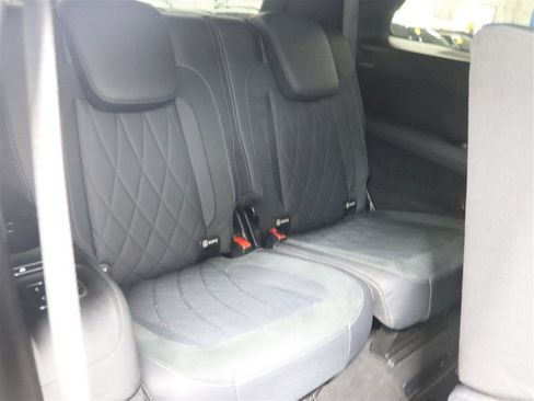 Used 2022 Mercedes-Benz GLS 63 AMG 4MATIC image 23