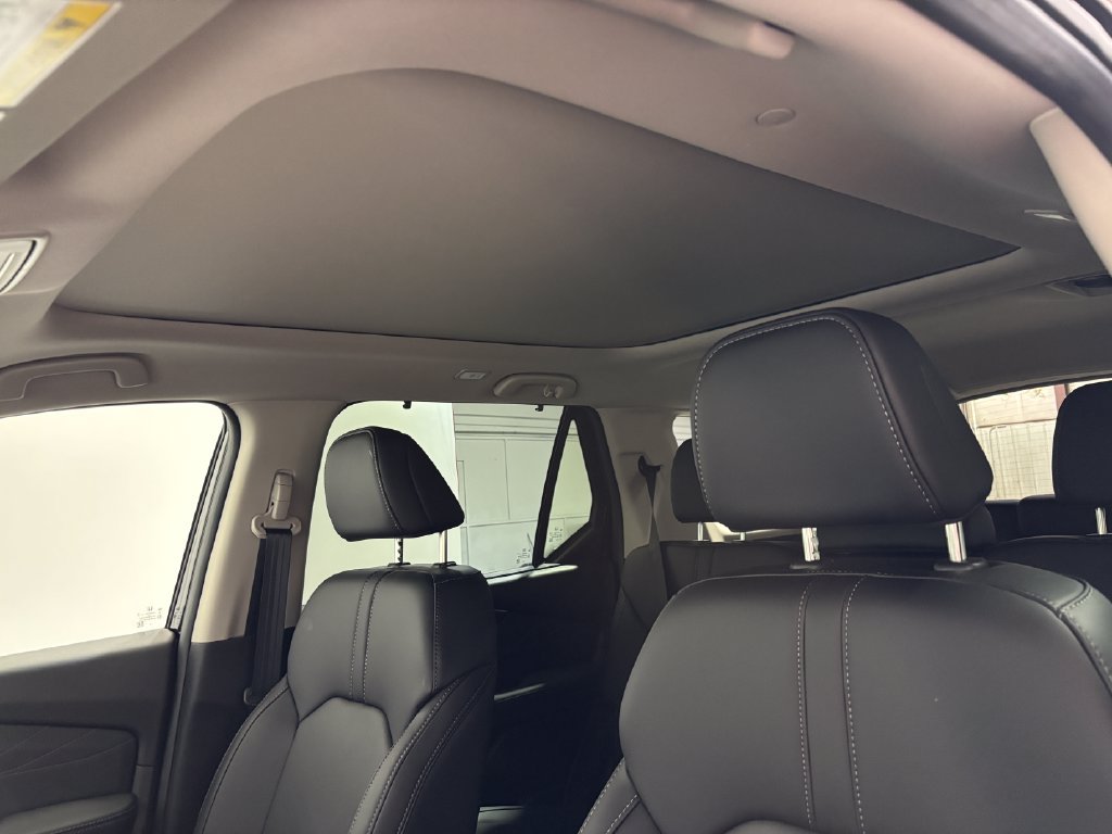 New 2026 Honda Pilot Touring image 13
