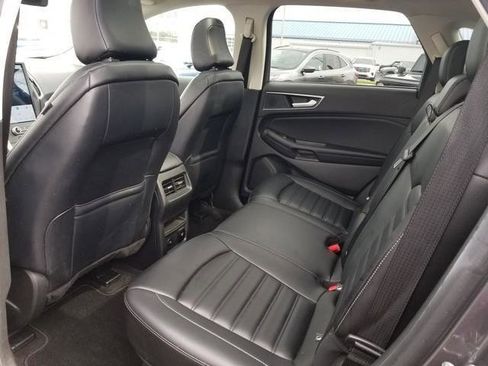 Used 2023 Ford Edge SEL w/ Convenience Package image 16