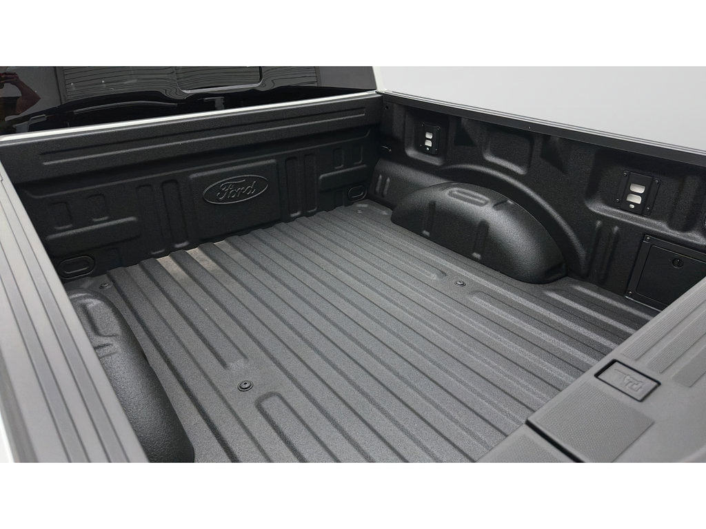 New 2026 Ford F150 Lariat w/ Equipment Group 502A High AWD/4WD image 9
