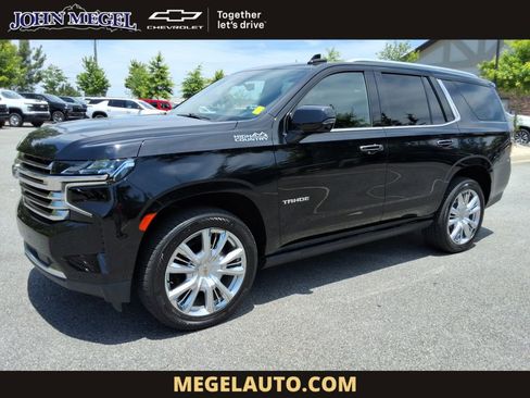 Used 2021 Chevrolet Tahoe High Country w/ Premium Package AWD/4WD image 1