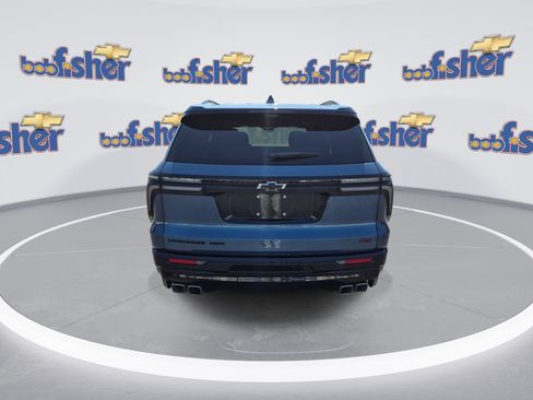 Used 2026 Chevrolet Traverse RS w/ LPO, Floor Liner Package AWD/4WD image 7