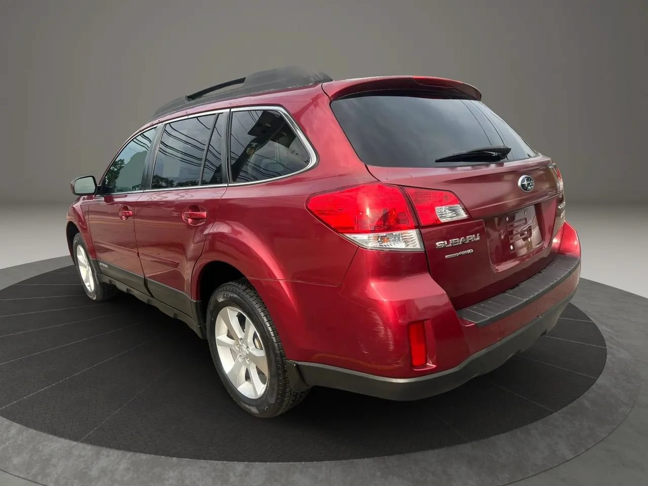 Used 2014 Subaru Outback 2.5i Limited AWD/4WD image 7