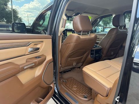 Used 2019 RAM 1500 Limited RWD image 32