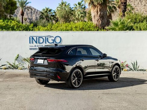 Used 2025 Jaguar F-PACE R-Dynamic S image 5