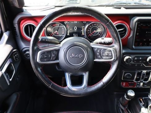 Used 2021 Jeep Wrangler Unlimited Rubicon AWD/4WD image 23