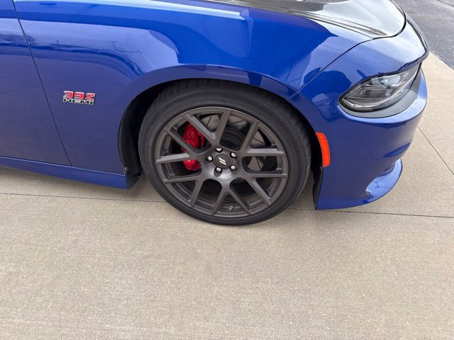 Used 2019 Dodge Charger Scat Pack w/ Technology Group RWD image 2