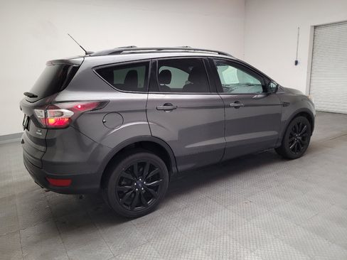 Used 2017 Ford Escape SE w/ Equipment Group 201A FWD image 10