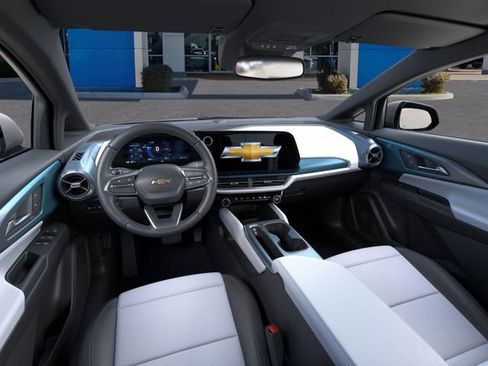 New 2026 Chevrolet Equinox EV LT image 15