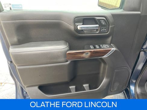 Used 2022 GMC Sierra 1500 SLT w/ SLT Premium Package image 19