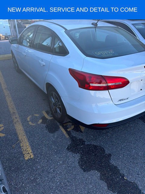 Used 2017 Ford Focus SE FWD image 18