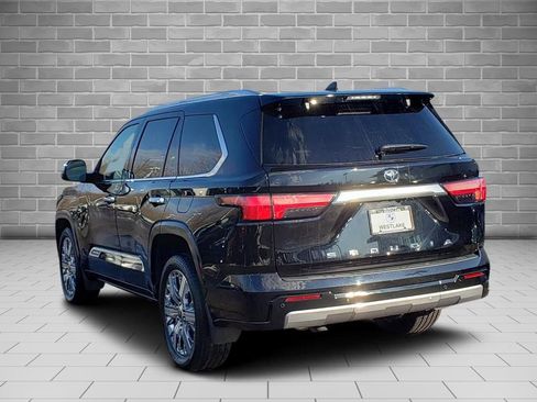 Used 2024 Toyota Sequoia Capstone image 7