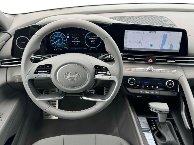 New 2025 Hyundai Elantra SEL FWD image 17