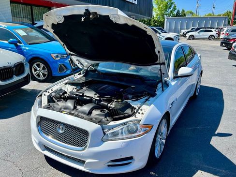 Used 2013 Jaguar XJ AWD image 7