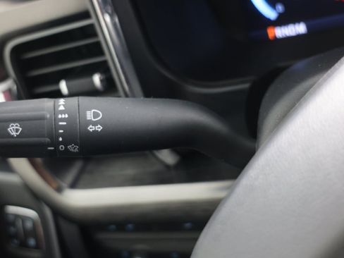 Used 2024 Ford F350 Lariat w/ Chrome Package image 28