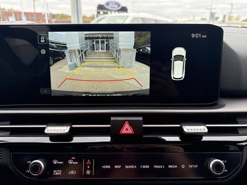 New 2026 Kia Sportage EX w/ EX Panorama Roof Package image 37