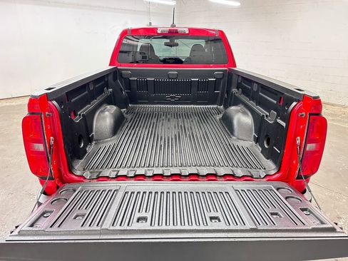 Used 2016 Chevrolet Colorado W/T w/ WT Convenience Package image 17